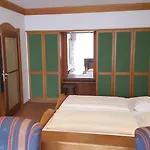 Daire Apartmenthaus Salzburger Hof *