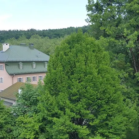Apartmenthaus Salzburger Hof * Бад-Райхенхалль