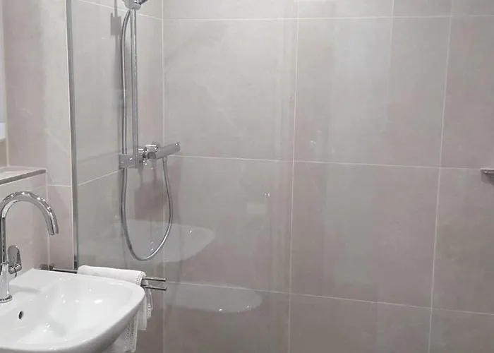 Apartmenthaus Salzburger Hof شقة *